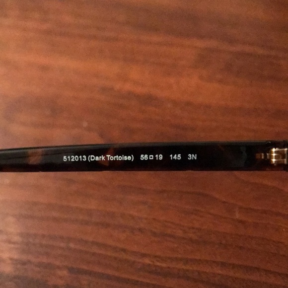 Women’s Coach sunglasses excellent condition main image 7